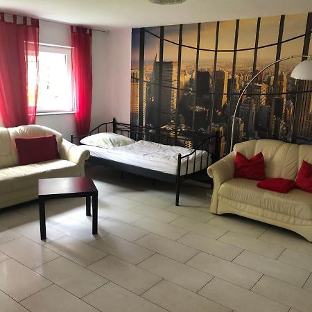 Apartment Renate Strohhoefer ヒルシャルト エクステリア 写真